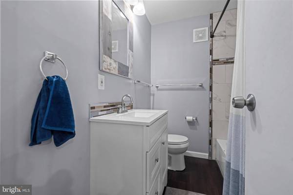 205 NICHOLSON RD, Mount Ephraim, NJ 08059