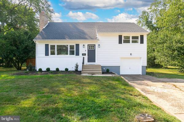 406 PARKER AVE, Moorestown, NJ 08057