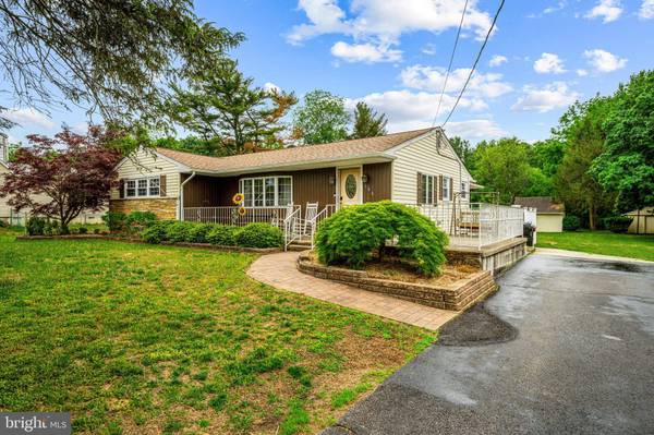 148 E CENTRAL AVE, Hammonton, NJ 08037