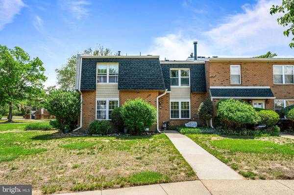 2054 HARBOUR DR, Palmyra, NJ 08065