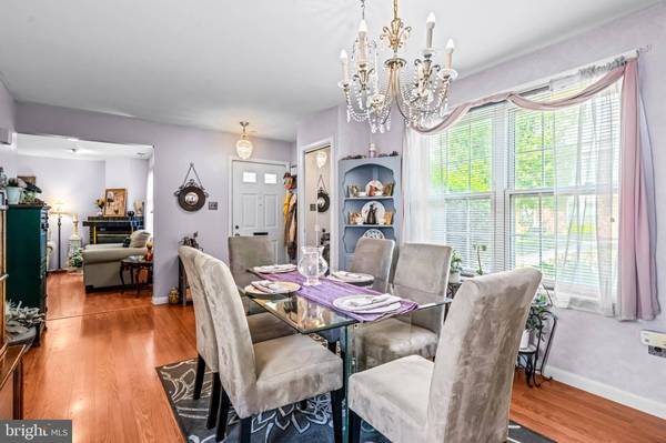 2054 HARBOUR DR, Palmyra, NJ 08065