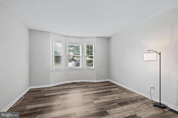 12 APPLE WAY, Marlton, NJ 08053