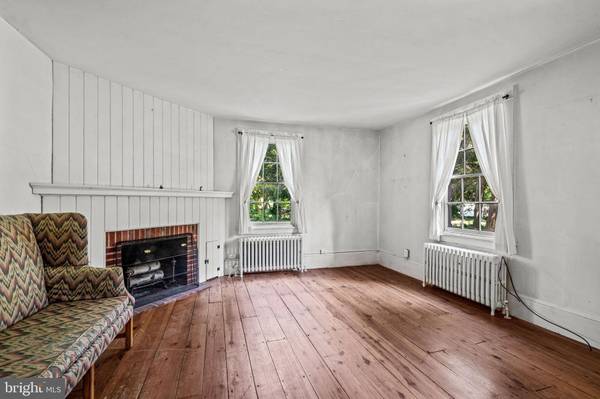 310 PLEASANT VALLEY AVE, Moorestown, NJ 08057