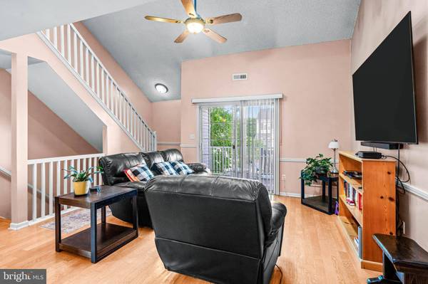 3308B-B SAXONY DR, Mount Laurel, NJ 08054