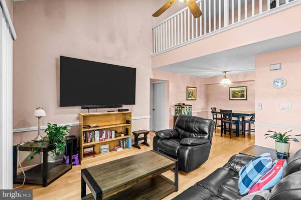 3308B-B SAXONY DR, Mount Laurel, NJ 08054