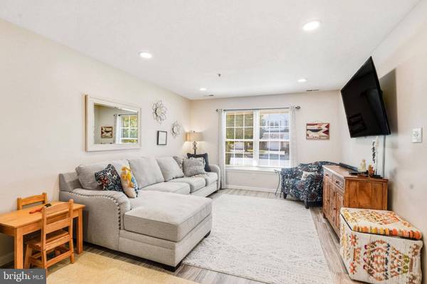 145 BUCKINGHAM WAY, Mount Laurel, NJ 08054