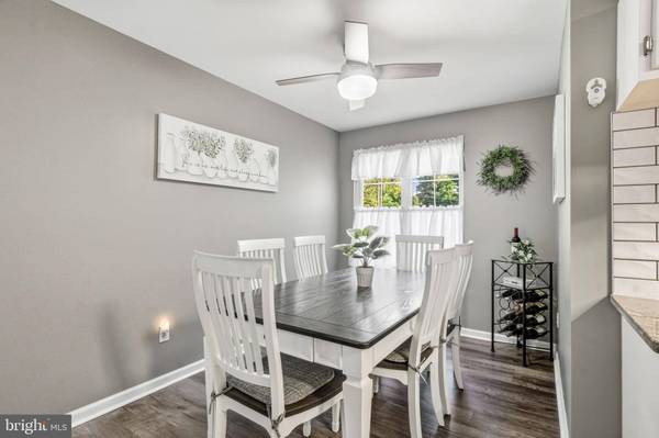 801 E CAMDEN AVE, Moorestown, NJ 08057