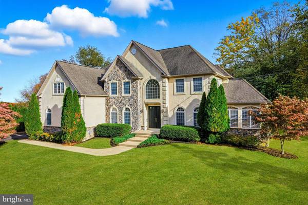 950 BORTONS LANDING RD, Moorestown, NJ 08057