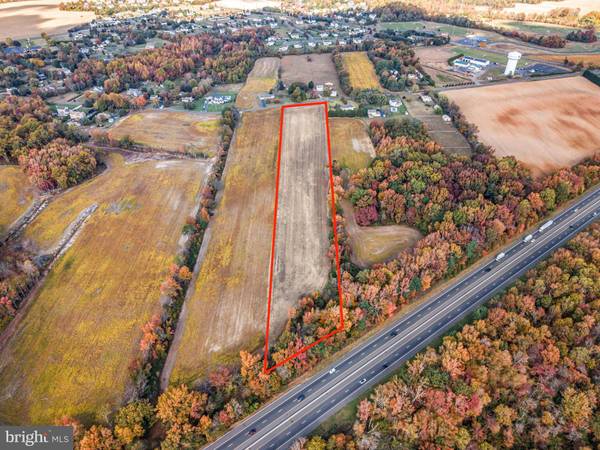 67 E RATTLING RUN RD, Mickleton, NJ 08056