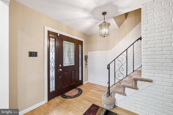 100 DIANE AVE, Delran, NJ 08075