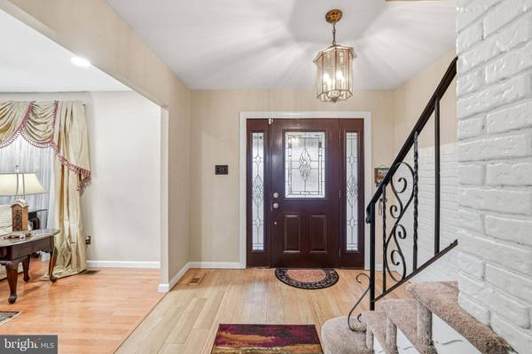 100 DIANE AVE, Delran, NJ 08075