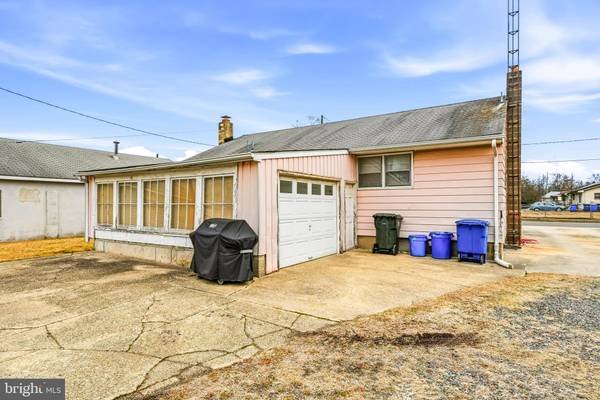 6 EASLICK AVE, Lumberton, NJ 08048