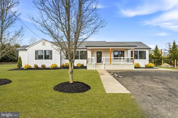 437 PENNINGTON AVE, Waterford Works, NJ 08089