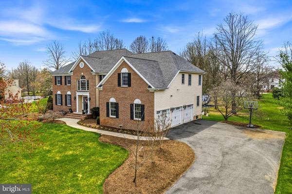 25 MILLENNIUM DR, Columbus, NJ 08022