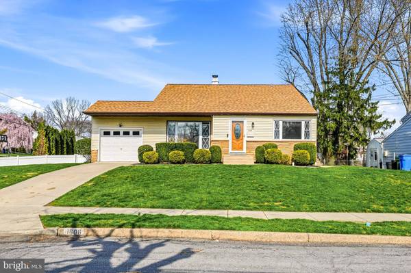 1606 PLEASANT DR, Cherry Hill, NJ 08003