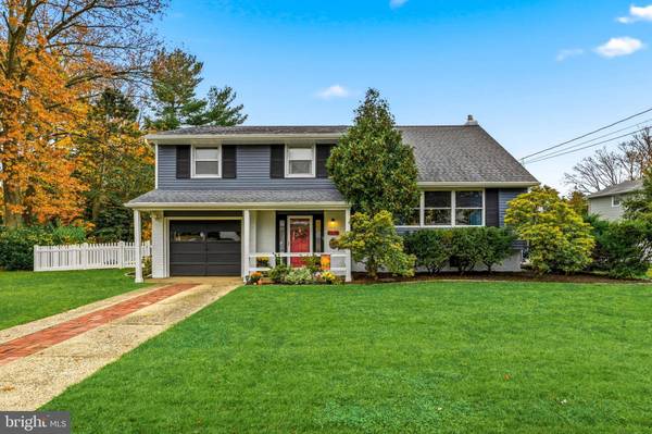 1519 LONGFELLOW DR, Cherry Hill, NJ 08003