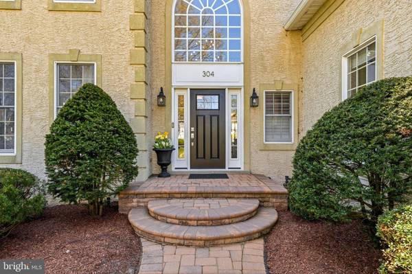 304 LAUREL CREEK BLVD, Moorestown, NJ 08057