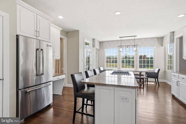 304 LAUREL CREEK BLVD, Moorestown, NJ 08057