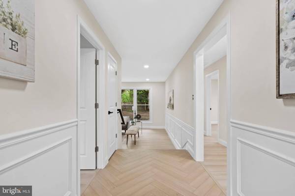 308 KENWOOD DR, Moorestown, NJ 08057