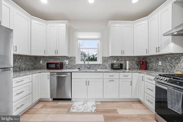 213 S CHURCH ST, Moorestown, NJ 08057