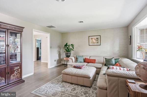 1519 HIGH HILL RD, Swedesboro, NJ 08085
