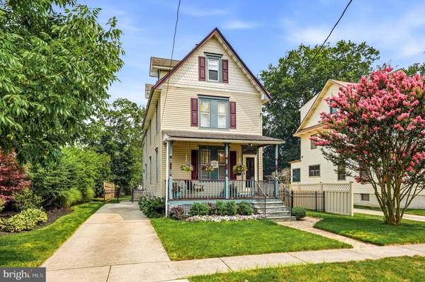 108 W CENTRAL AVE, Moorestown, NJ 08057