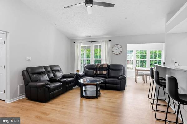 72 ELDON WAY, Marlton, NJ 08053