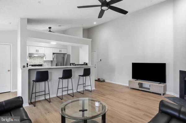 72 ELDON WAY, Marlton, NJ 08053