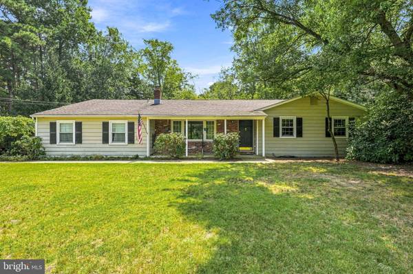 314 LAKESHORE DR