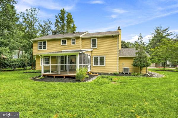 12 HALIFAX CT, Marlton, NJ 08053