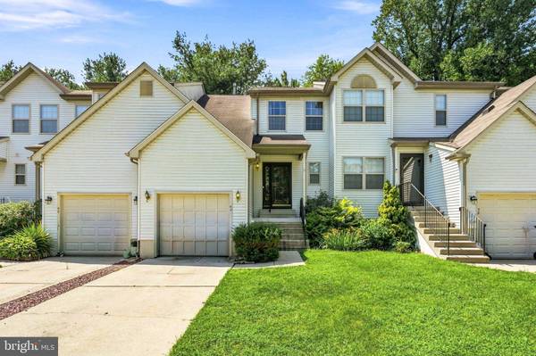 40 WOODSTREAM CT