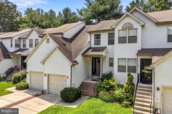 40 WOODSTREAM CT, Mantua, NJ 08051