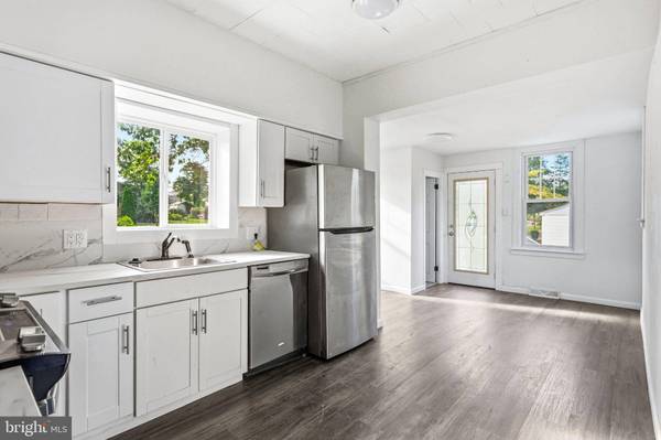 301 E MAPLE ST, Wenonah, NJ 08090