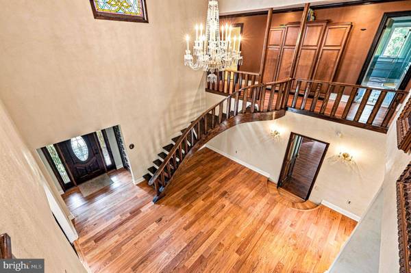 740 GARWOOD RD, Moorestown, NJ 08057
