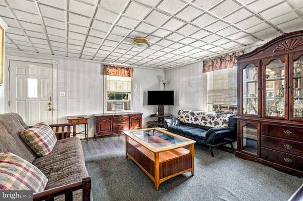 314 S CHURCH ST, Moorestown, NJ 08057