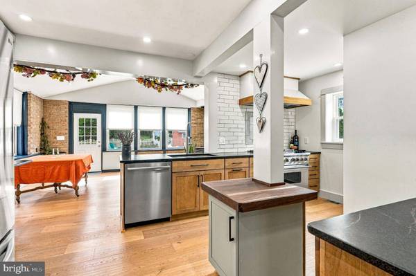 106 ANDERSON AVE, Bellmawr, NJ 08031