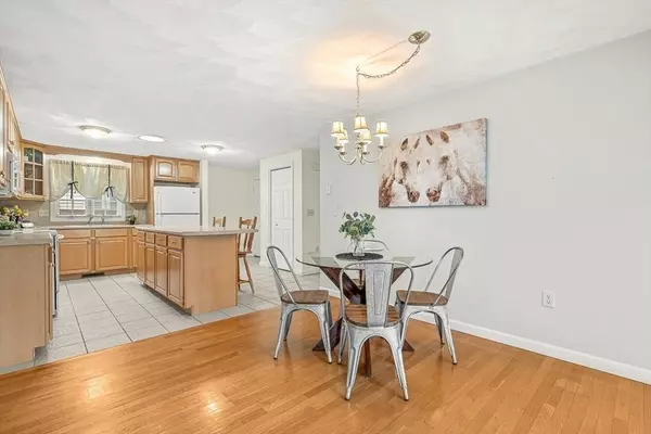 15 Royal Ave #15, Dracut, MA 01826