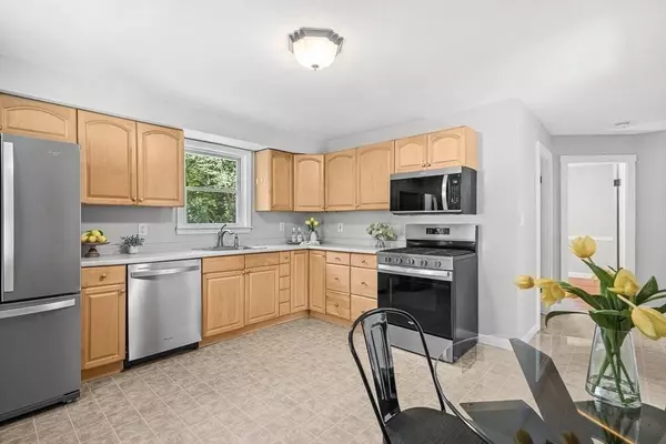 21 Vandette, Dracut, MA 01826