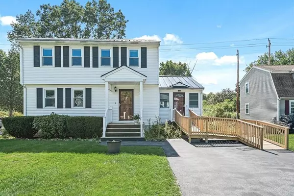 28 Briarwood Rd., Lowell, MA 01852
