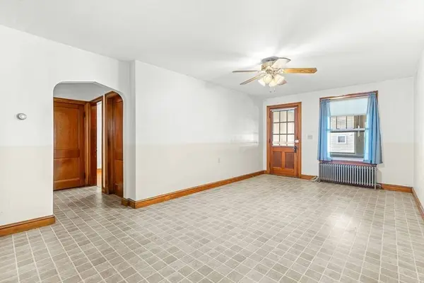 20 Dean Ave, Dracut, MA 01826