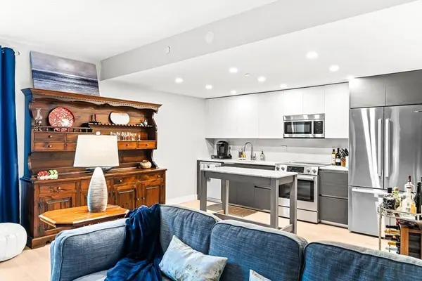 932 Broadway #208, Chelsea, MA 02150