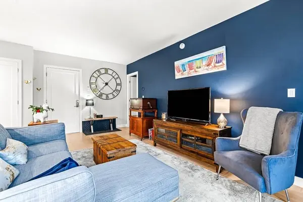 932 Broadway #208, Chelsea, MA 02150