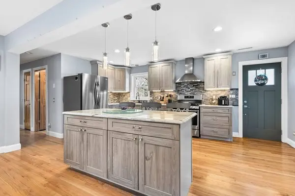 263 Phineas St., Dracut, MA 01826