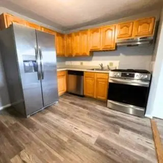 345 Hildreth St #21, Lowell, MA 01850
