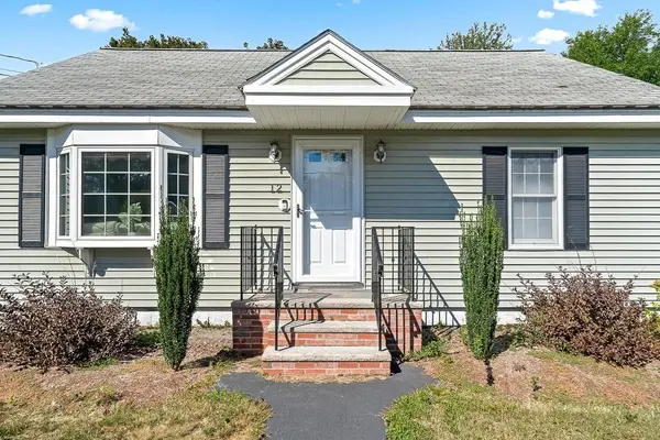 12 Leo Ave, Dracut, MA 01826