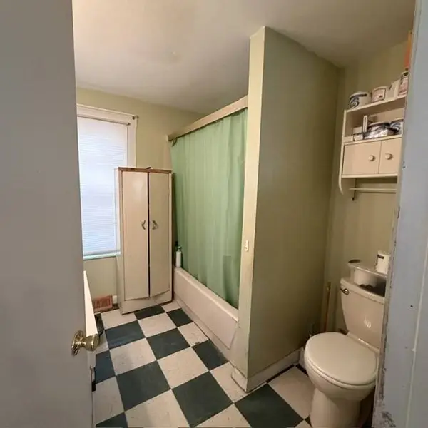 126 W 6th St., Lowell, MA 01850
