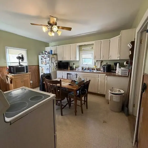 126 W 6th St., Lowell, MA 01850
