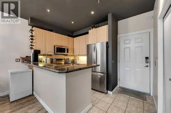 416, 527 15 Avenue SW, Calgary, AB T2R1R5