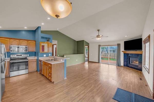 810 NE 5th ST, Ankeny, IA 50021