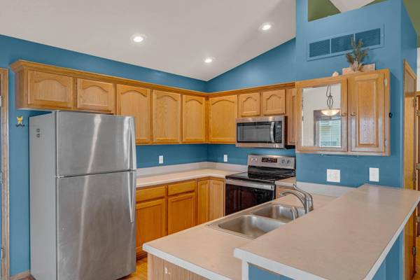 810 NE 5th ST, Ankeny, IA 50021